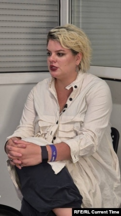 Вера Полозкова во время интервью Настоящему Времени
