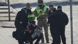 В Киеве нашли обломки беспилотника "Ланцет". Эксперты объясняют, почему это "нетипичная" атака