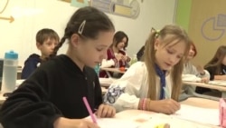 Как учатся дети и работают учителя в подземных школах в Запорожской области Украины