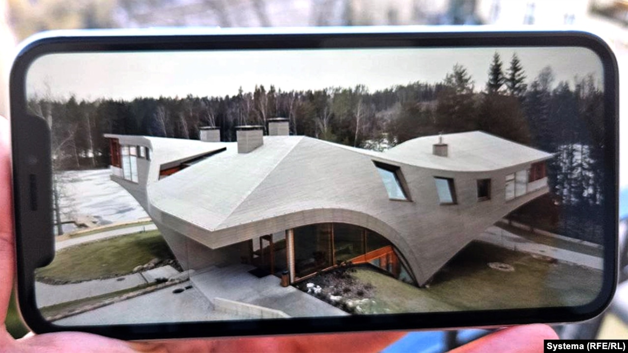 Усадьба Клаугу Муйжа в Латвии, дом Петра Авена. Фото можно найти в открытых источниках tidttiqzqiqkdvls hrideuiruittrmf