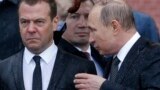 Утро: Медведев о "дебильных" платформах. Сурков о будущей ядерной войне. Путин кашляет