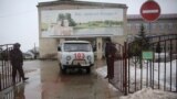Belarus — Near school №2 in Stoŭpcy (Stolbcy) after a pupil killed two people with a knife, 11feb2018