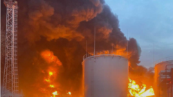 В Краснодарском крае после атаки беспилотников загорелась нефтебаза