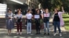 В Беларуси силовики жестко задержали студентов МГЛУ из-за исполнения "Марсельезы"
