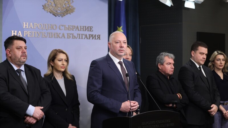 Премьер-министр Болгарии Росен Желязков объявил об отставке правительства на фоне масштабных протестов