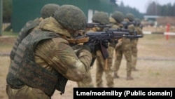 Белорусская армия проводит тренировки