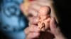 Плакаты с эмбрионами и хештеги "ZаЖизнь". Как на фоне войны в России усиливается репродуктивное давление на женщин