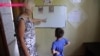 Украинские волонтеры спасают ребенка с ВИЧ