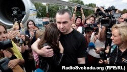 Ukrainian fillmmaker Oleh Sentsov, released from prison in Russia, upon arrival at Kyiv's Borisopol airport