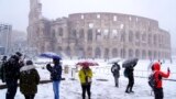 В Риме выпал снег: закрыт доступ к историческим памятникам, перебои с транспортом