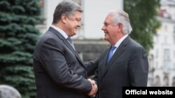 Петр Порошенко и Рекс Тиллерсон, Киев, 9 июля 2017