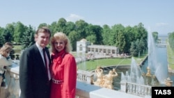 Дональд Трамп и его бывшая жена Ивана в Петергофе, 1 июля 1987 года