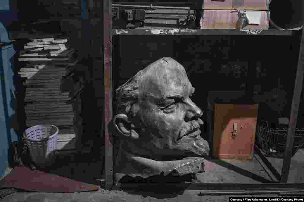 Голова Ленина в Национальном историческом музее в Днепропетровске