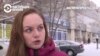 "Ребенок висел на простыне, муж держался рукой за каркас дивана"