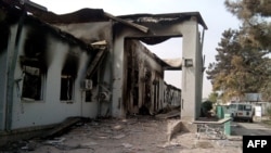 Разрушенный в результате авианалета госпиталь "Врачей без границ" в Кундузе 