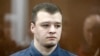 Полицейский, которого толкнул фигурант "московского дела" Чирцов, заявил, что "не испытывал боли"
