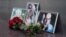 Цветы у Дома журналиста в память об Орхане Джемале, Александре Расторгуеве и Кирилле Радченко, убитых в Центральноафриканской Республике журналистах