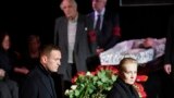 RUSSIA - Russian opposition leader Alexei Navalny and his wife Yulia pay their last respects to Lyudmila Alexeyeva, a Soviet-era dissident who became a symbol of resistance in modern-day Russia as a leading rights activist, in Moscow on December 11, 2018
