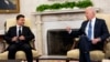 Байден и Зеленский поговорили по телефону. Президент США пообещал "решительный ответ", если Россия продолжит вторжение в Украину