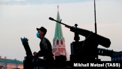 Репетиция парада Победы в Москве 18 июня 2020 года во время эпидемии коронавируса. Фото: ТАСС
