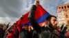 "Возобладал разум". Политолог об освещении протестов в Ереване российскими каналами
