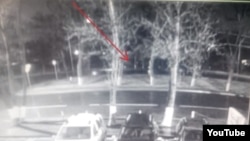 Момент крушения "Боинга" в аэропорту Ростова-на-Дону, видео с камеры наблюдения