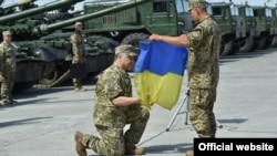 Президент Украины на встрече с военными в Харькове 22 августа 