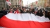 Участники акции протеста в Минске 7 декабря 2019 года прошли несанкционированным шествием по центру города. Колонна, в которой было до тысячи человек, шла по тротуарам, соблюдая правила дорожного движения. Фото:&nbsp;svaboda.org (RFE/RL)
