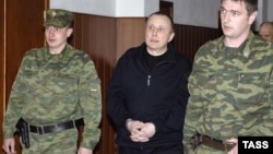 Алексей Пичугин в московском суде, 23 апреля 2008 года