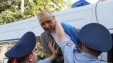Задержание протестующих во время антиправительственного митинга Аблязова в Алматы 21 сентября 2019