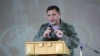 Лидер "ДНР" Захарченко заявил о "помиловании" заложников для обмена