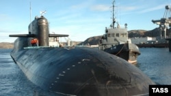 На снимке: российская атомная подводная лодка