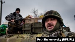 Украинские солдаты в Дебальцево 