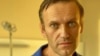 Псковские депутаты требуют от СК возбудить уголовное дело из-за отравления Навального
