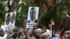 Тысячи людей вышли на протест против Мугабе в столице Зимбабве