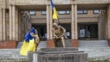 UKRAINE – Ukrainian flags in the center of the city of Balaklia in the Kharkiv region, which the Armed Forces of Ukraine liberated from the Russian military. Balakliia, September 10, 2022