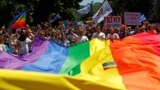 В Северной Македонии проходит первый ЛГБТ-прайд