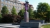 Выходят против Конева. Кому мешает памятник советскому маршалу в Праге и кто его защищает