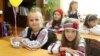 Без диплома, но с мотивацией. Кто едет учить детей в сельские школы в Украине