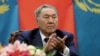 Назарбаев снова попросил не переименовывать аэропорты и другие объекты в его честь