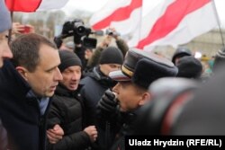 Павел Северинец на акции протеста против интеграции Беларуси и России, Минск, 8 декабря 2019 года. Фото: Влад Гридин, Радыё Свабода