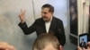 Суд оставил Саакашвили на свободе. Генпрокуратура обжалует решение