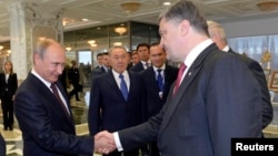 Путин и Порошенко вынуждены договариваться
