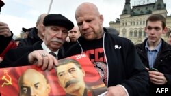 Монсон с двойником Ленина в Москве
