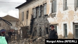 Один из разваленных домов в Петропавловске, Казахстан