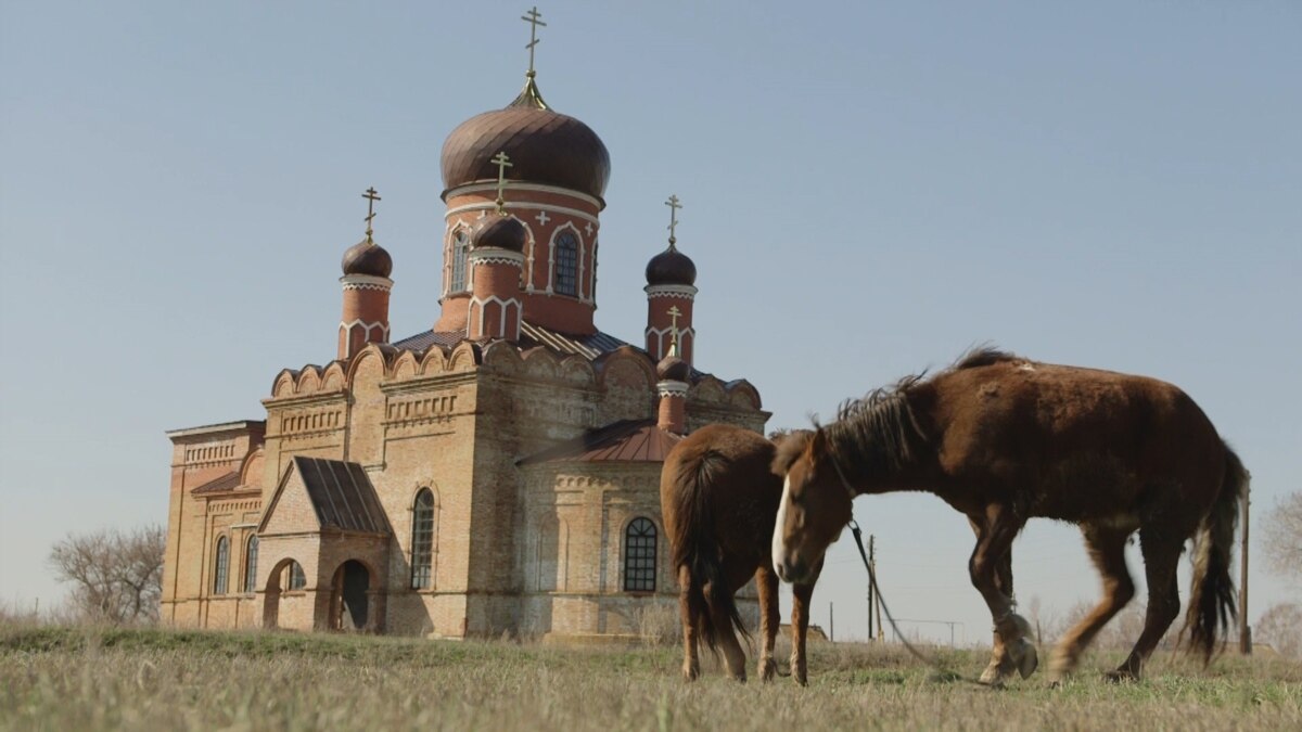 Между ангелом и львом: староверские росписи в саратовской глуши