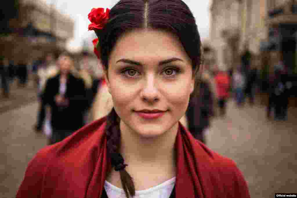 Юная жительница Молдавии, фотопроект &quot;Атлас красоты&quot; (Atlas of Beauty) Микаэлы Норок&nbsp;