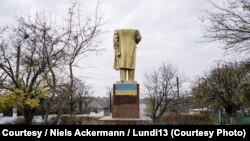 Украина: в поисках утраченного Ильича