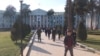 В Таджикистане идут облавы на студентов вузов: прямо с экзаменов их везут в военкоматы