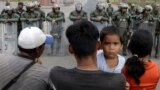 Венесуэла: столкновение военных с депутатами парламента на границе с Колумбией